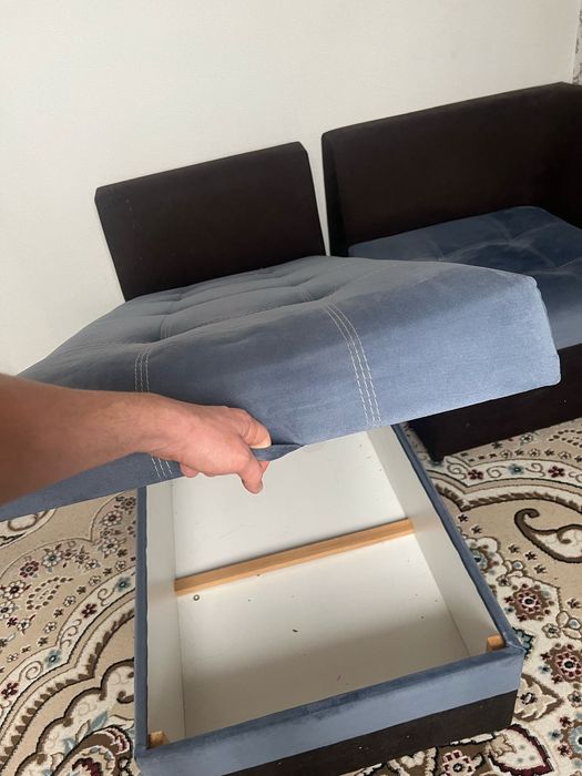 Диван для гостиной