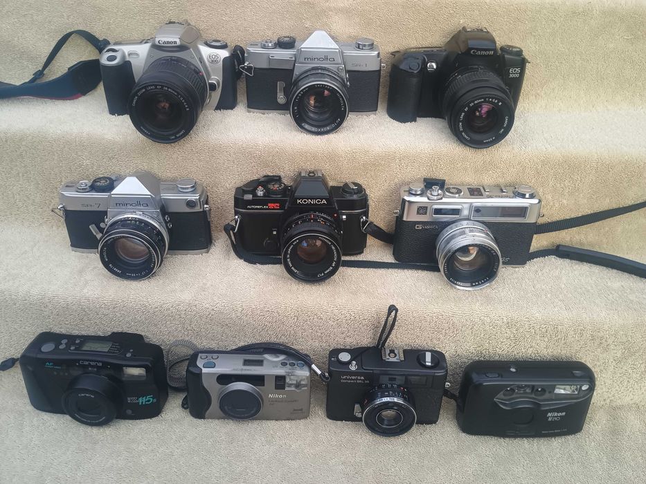 Lot aparate foto pe film