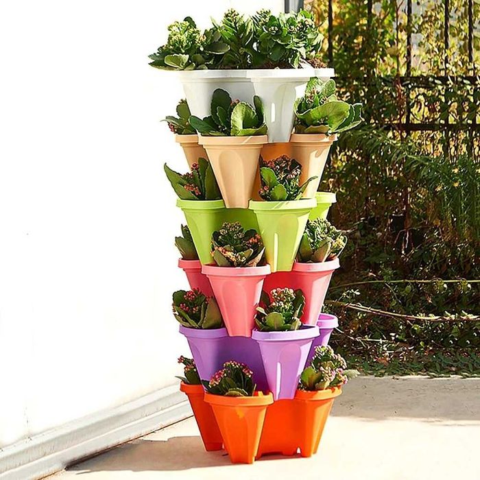 Тройна модулна саксия за тераса за вертикално отглеждане на ягоди, домати и цветя