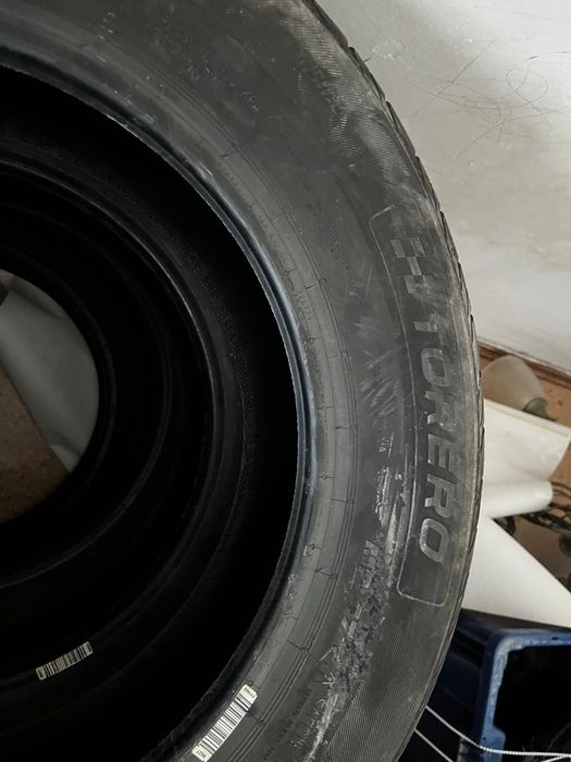 Шина 185/65 R15.