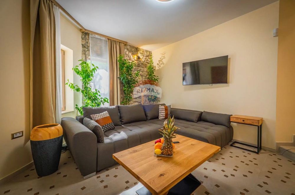 Продава се Къща в Балчик - 260 кв.м за 4616 €/кв.м - Снимка #7