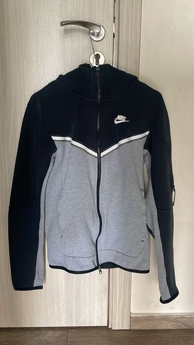 Горница Nike tech fleeece