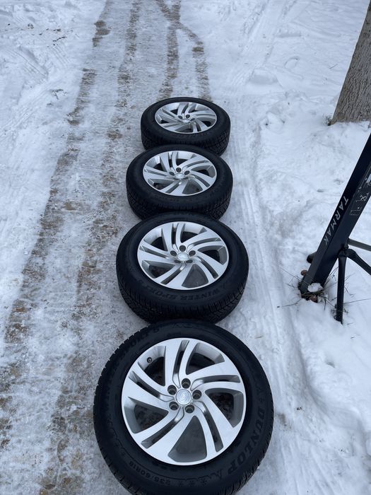 Roti complete Land Rover cu cauciucuri de iarna Dunlop