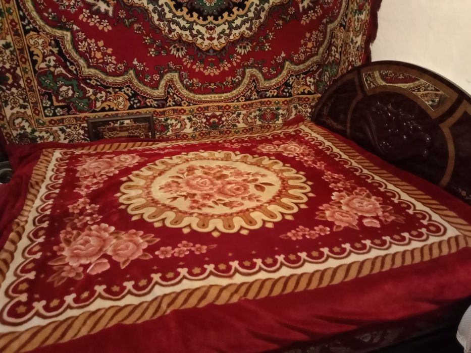 Продам кровать БУ