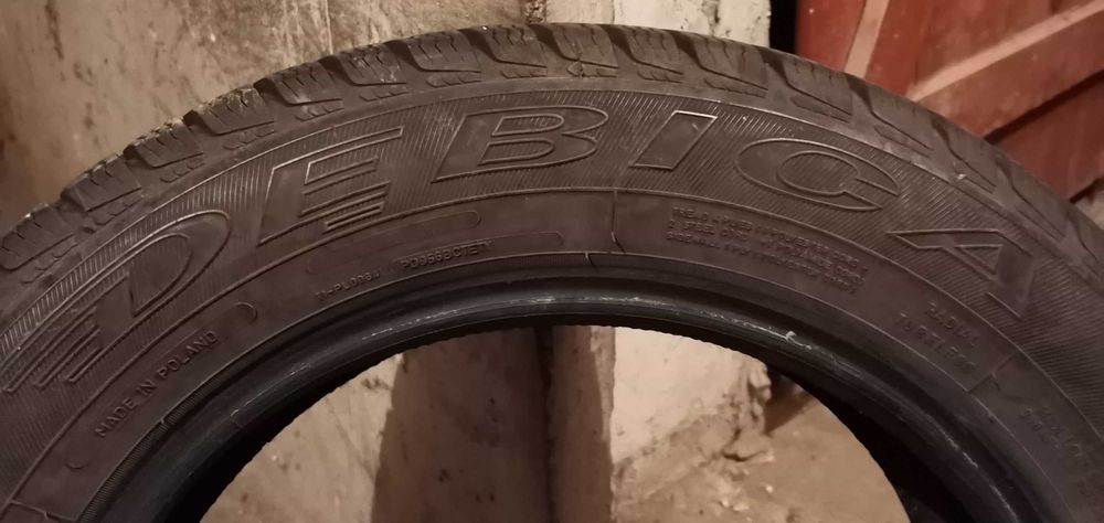 Продавам 2 броя зимни гуми 185.65.15 на 1 сезон дот 2021 Debica