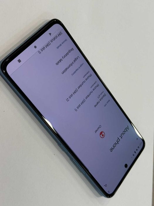 Motorola G72 – 256GB / 8GB RAM