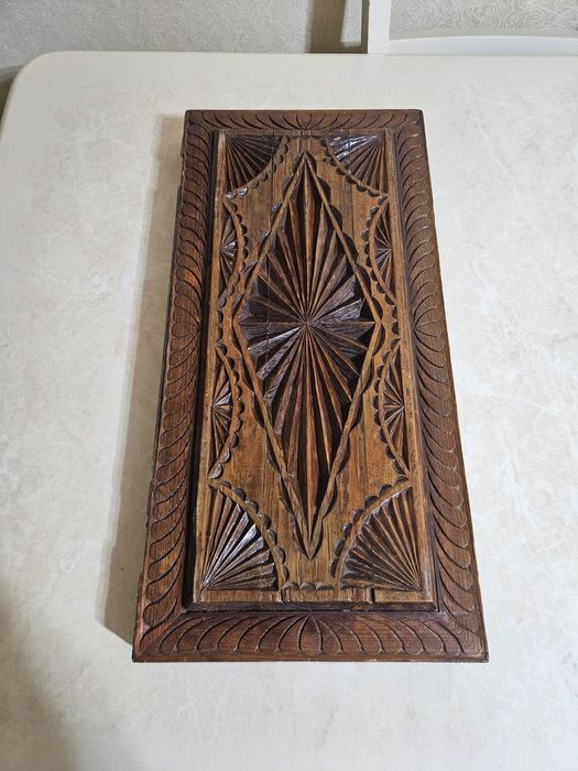 Продаётся  нарды, ручная работа.