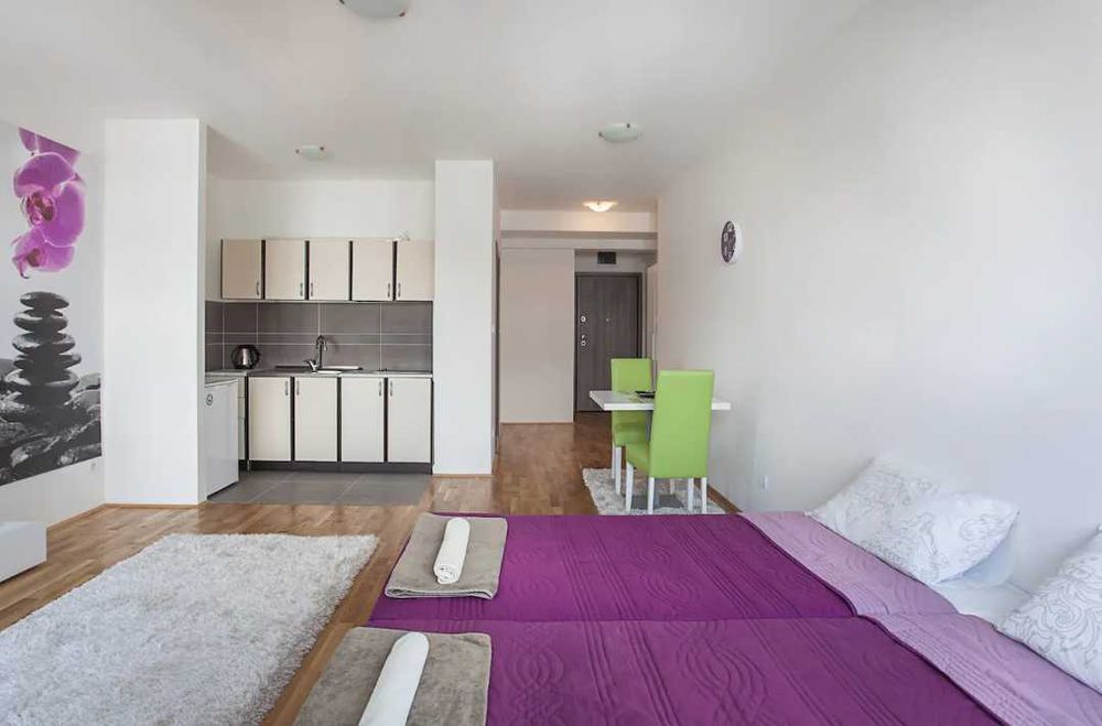 Дава се под наем Двустаен апартамент в Пловдив, Изгрев - 54 кв.м за 219.3 € - Снимка #2