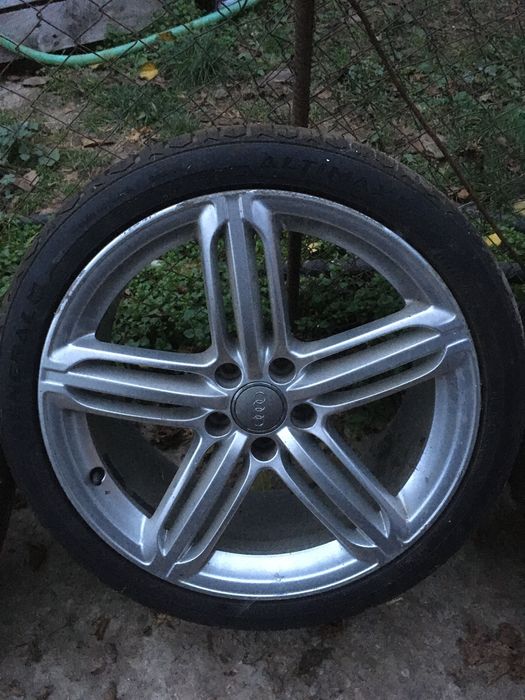 Set complet anvelope si jenti audi