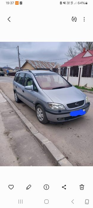 Vând Opel Zafira