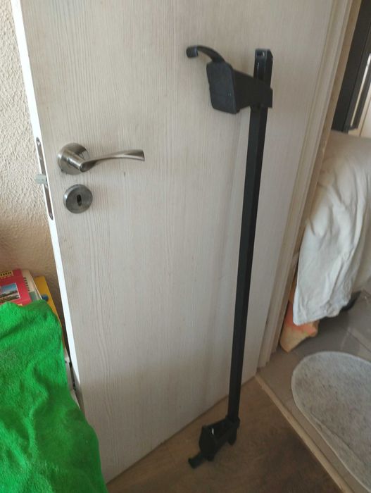 Багажник за автомобил, става за много от моделите