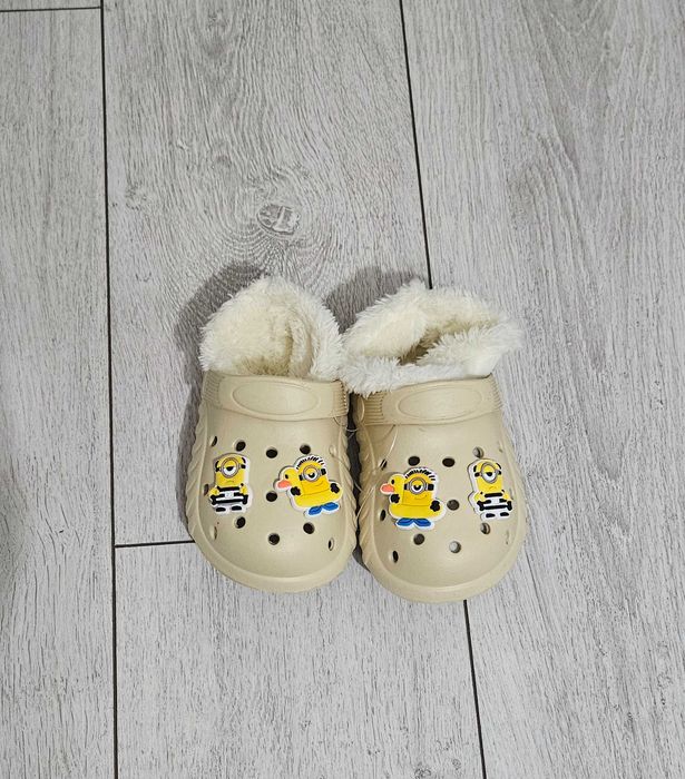 Papuci crocs imblaniti, marime 23