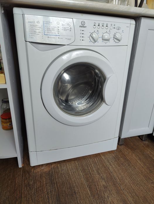 Продам стиральную машину