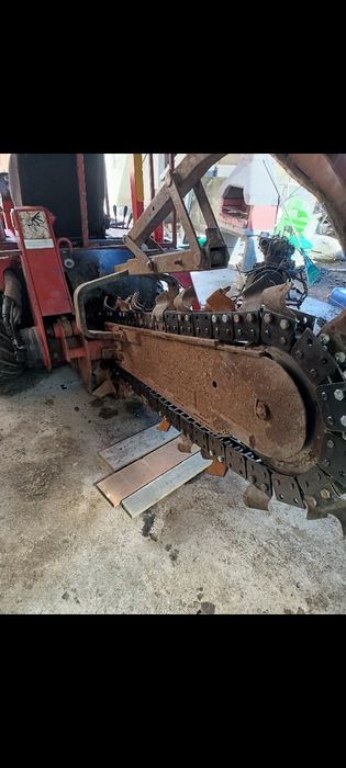 Săpător șanțuri  Ditch witch 3500 D