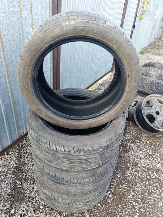 Продам шины R 17