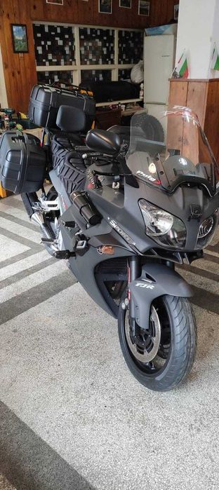 Продавам YAMAHA FJR 1300