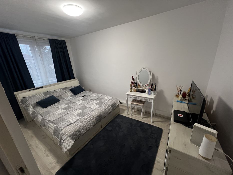 Inchiriez apartament 3 camere