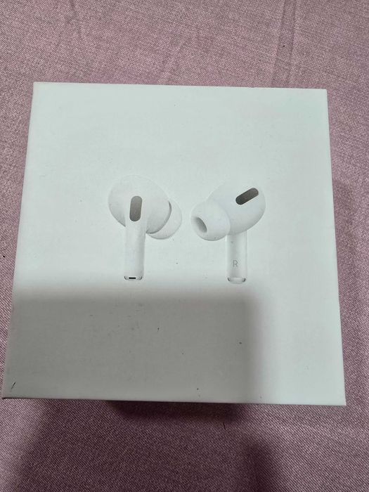 Casti Airpods Pro