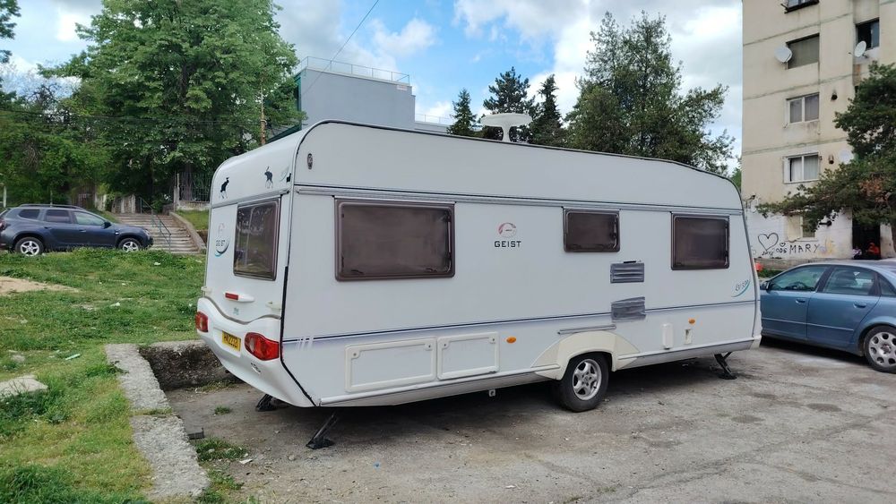 Rulota de vanzare - Geist, 2007