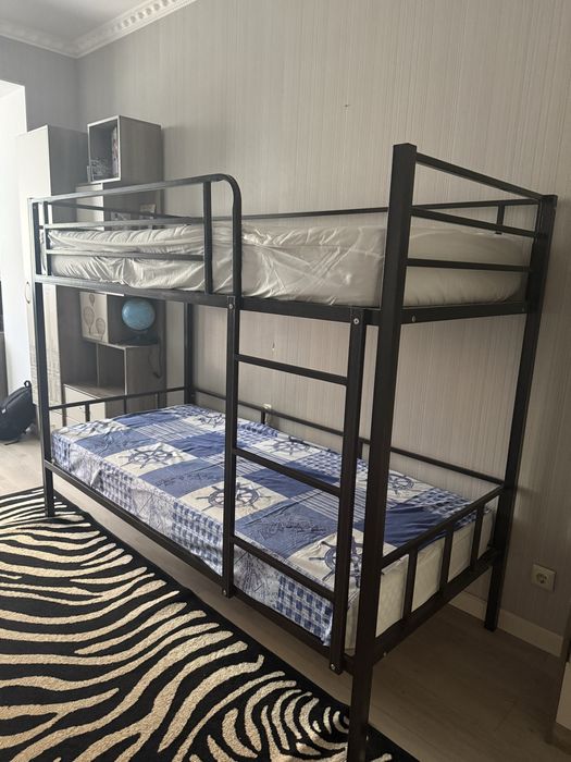 Продам 2х ярусную кровать