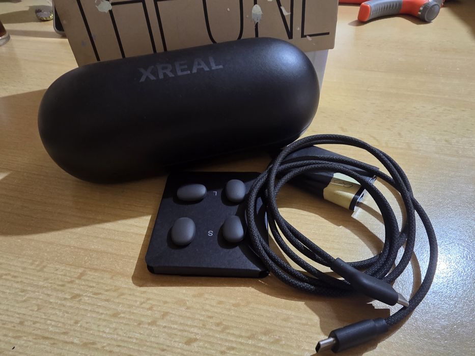 Ochelari AR XREAL One (Cip X1, 2D to 3D Real-Time) + Adaptor VITURE Charge&Play