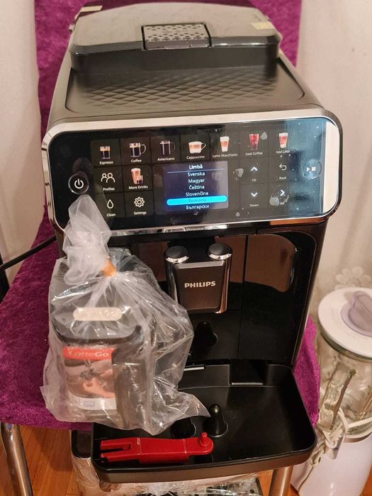 Philips LatteGo Seria 5500 – eleganță și gust perfect în fiecare dimineață