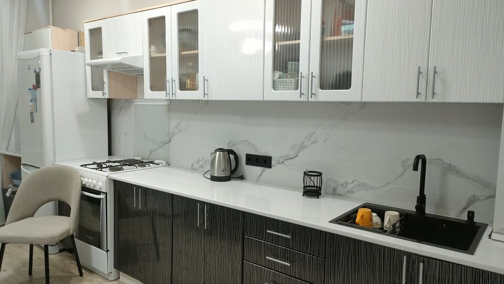 Продам кухонный гарнитур