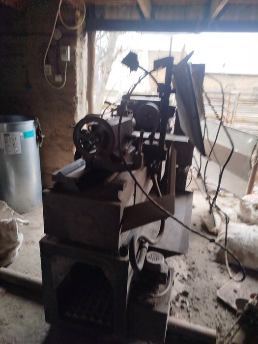 Продаётся токарный станок