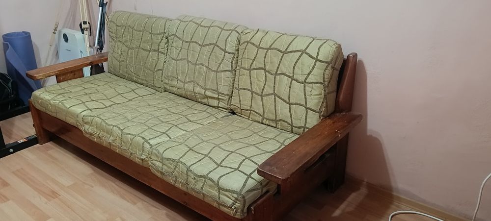 Продава се Диван