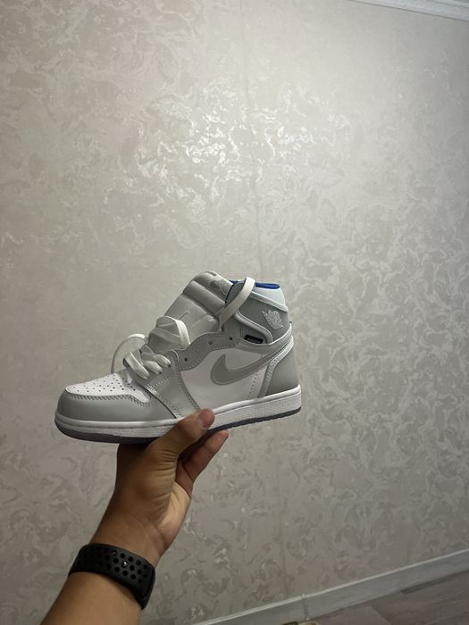 Продам крассовки NIKE
