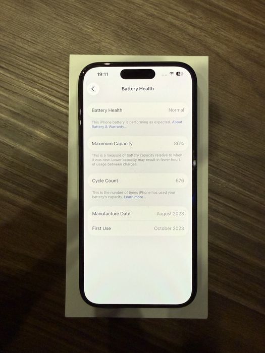 Iphone 15 pro midnight blue