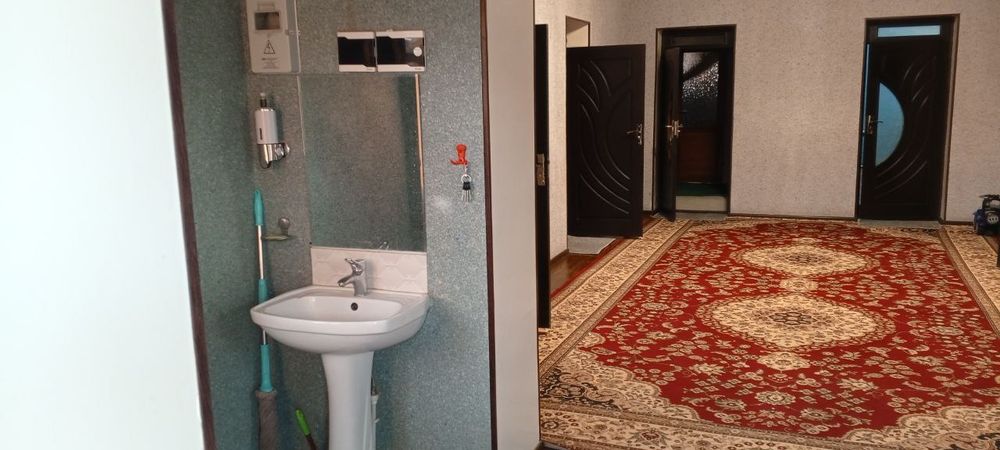 УЙ СОУЙ СОТИЛАДИ 
учаска турар жой докуметальный 12 сотих, сув, газ, э