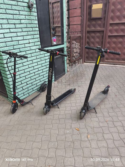 Електросамокат продам