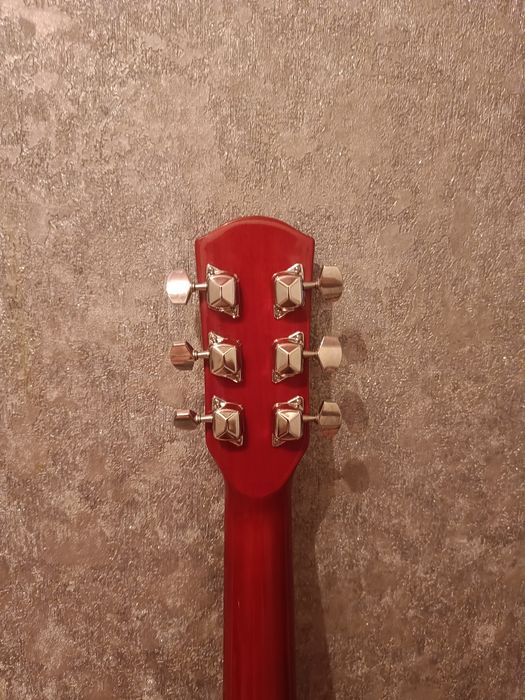 Гитара Squier ...