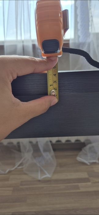 Стол гостевой/ обеденный стол