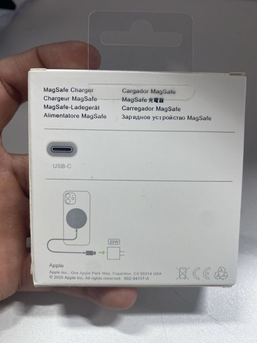 Зарядка для айфона