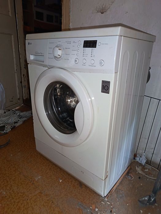 Продам стиральную машину