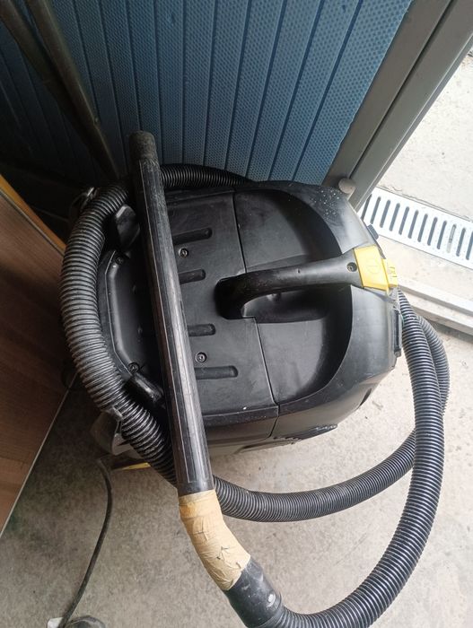 Karcher прахосмукачка с изтупване