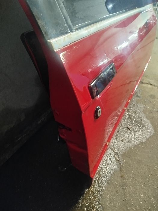 Ușa dreapta fata BMW E30 coupe