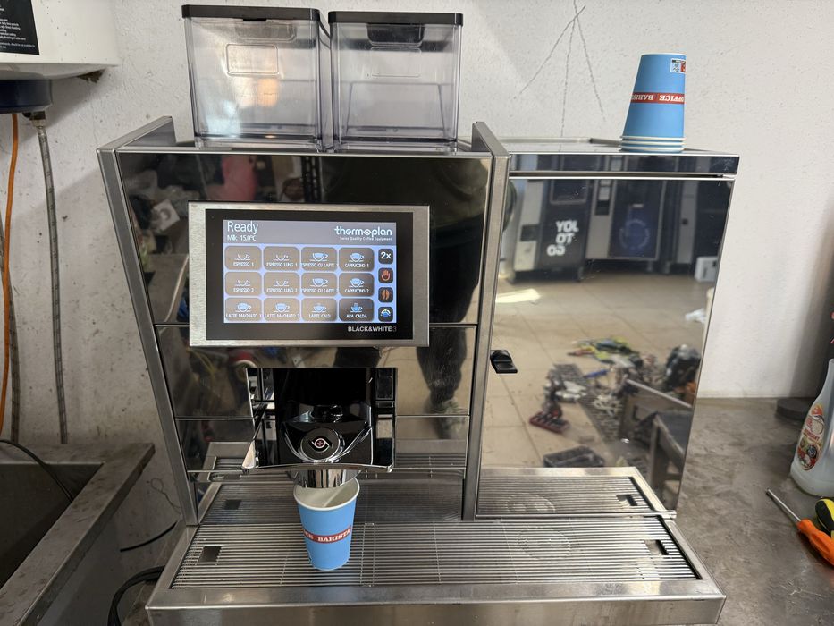 Thermoplan B&W3 aparat cafea profesional 2xrasnite + frigider lapte incorporat,touchscreen,full inox