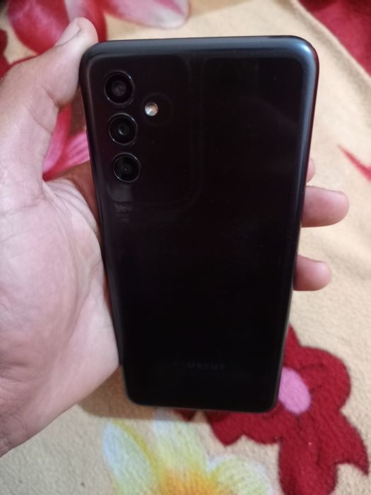 Samsung M13 4g ideal