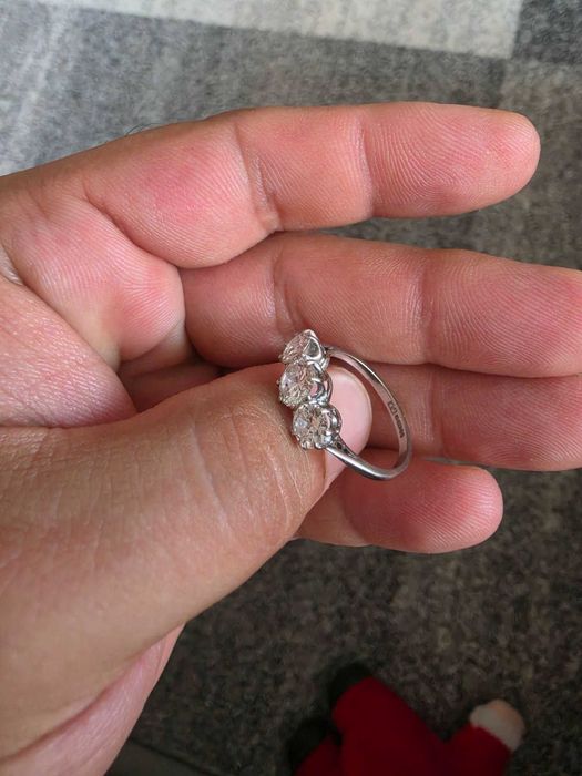 Inel Aur Alb 18k cu 3 Diamante 1.78 carate antic