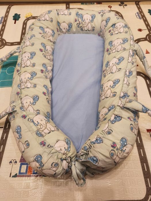 Бебешко гнездо със слончета + 2 подаръка