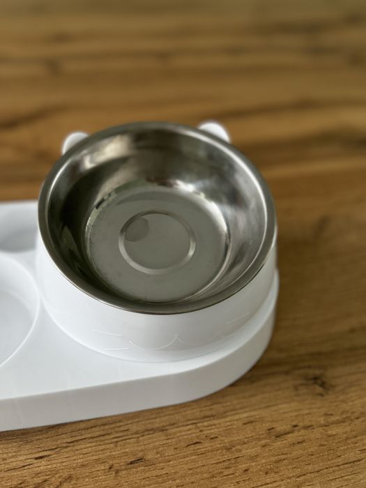 Миска для кошек