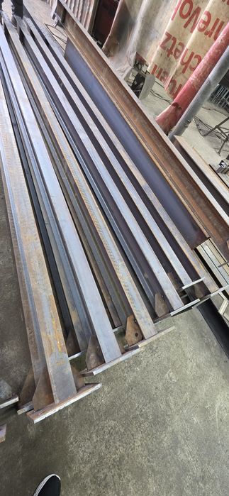 Hala metalica la comanda