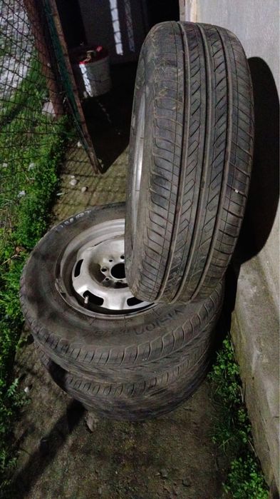 Срочно Ваз 14 штамп баллон сатылады 175/70/13