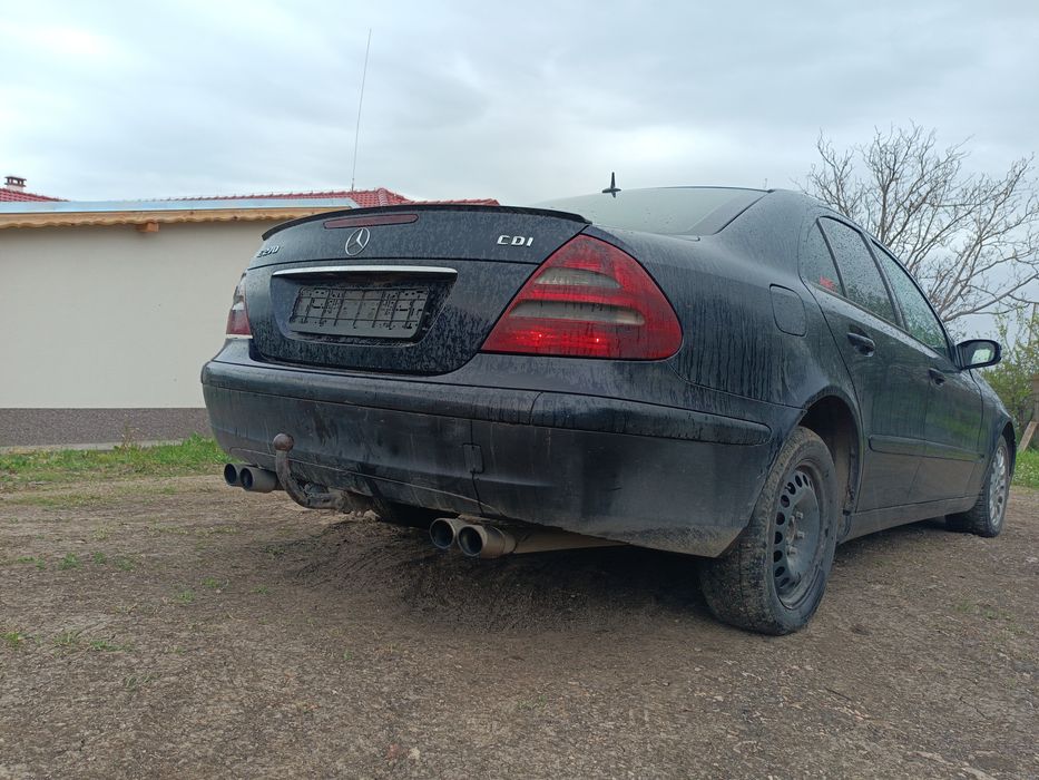 Мерцедес е270 w211