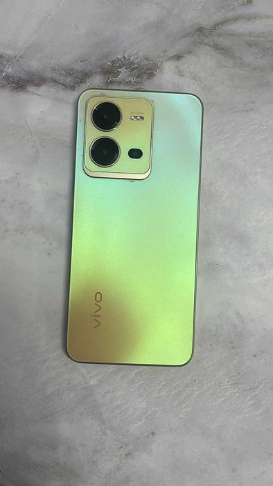 Смартфон Vivo V25e