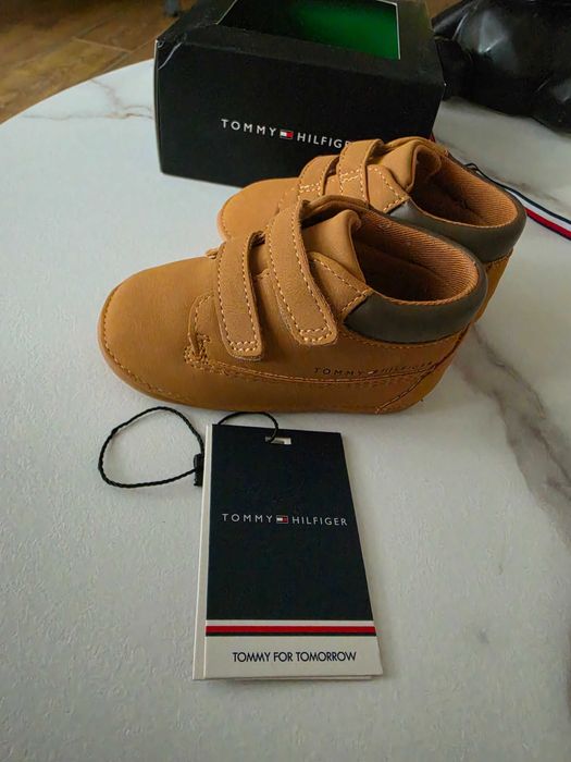 Бебешки обувки Tommy Hilfiger 19 номер