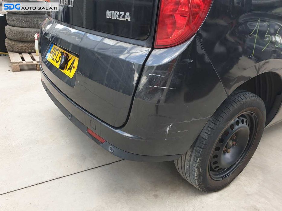 Bara Spoiler Spate cu Locas Pentru Senzori de Parcare cu Imperfectiuni Fiat Doblo 2 2009 - 2015 Culoare Negru [Q4796]